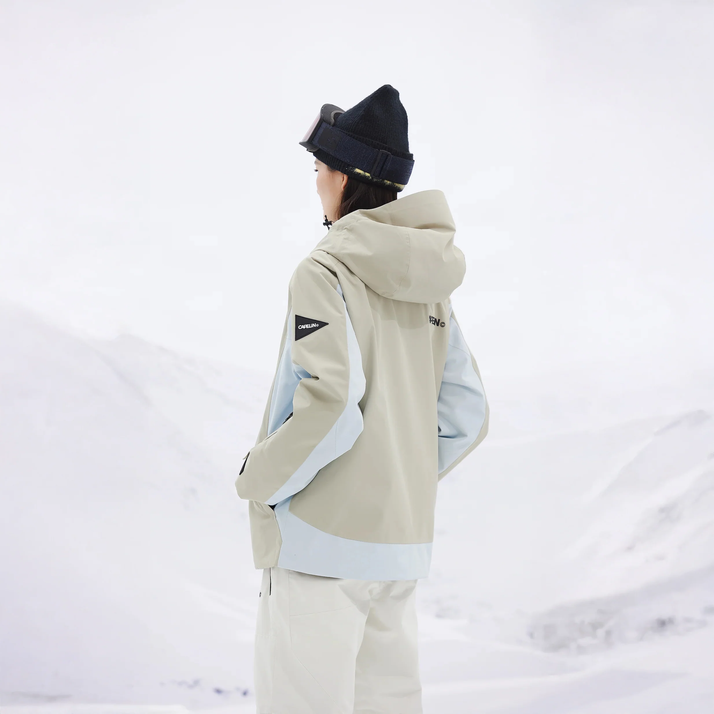 Capelin Crew Mercury Snowboarding Jacket - Unisex - Image 7