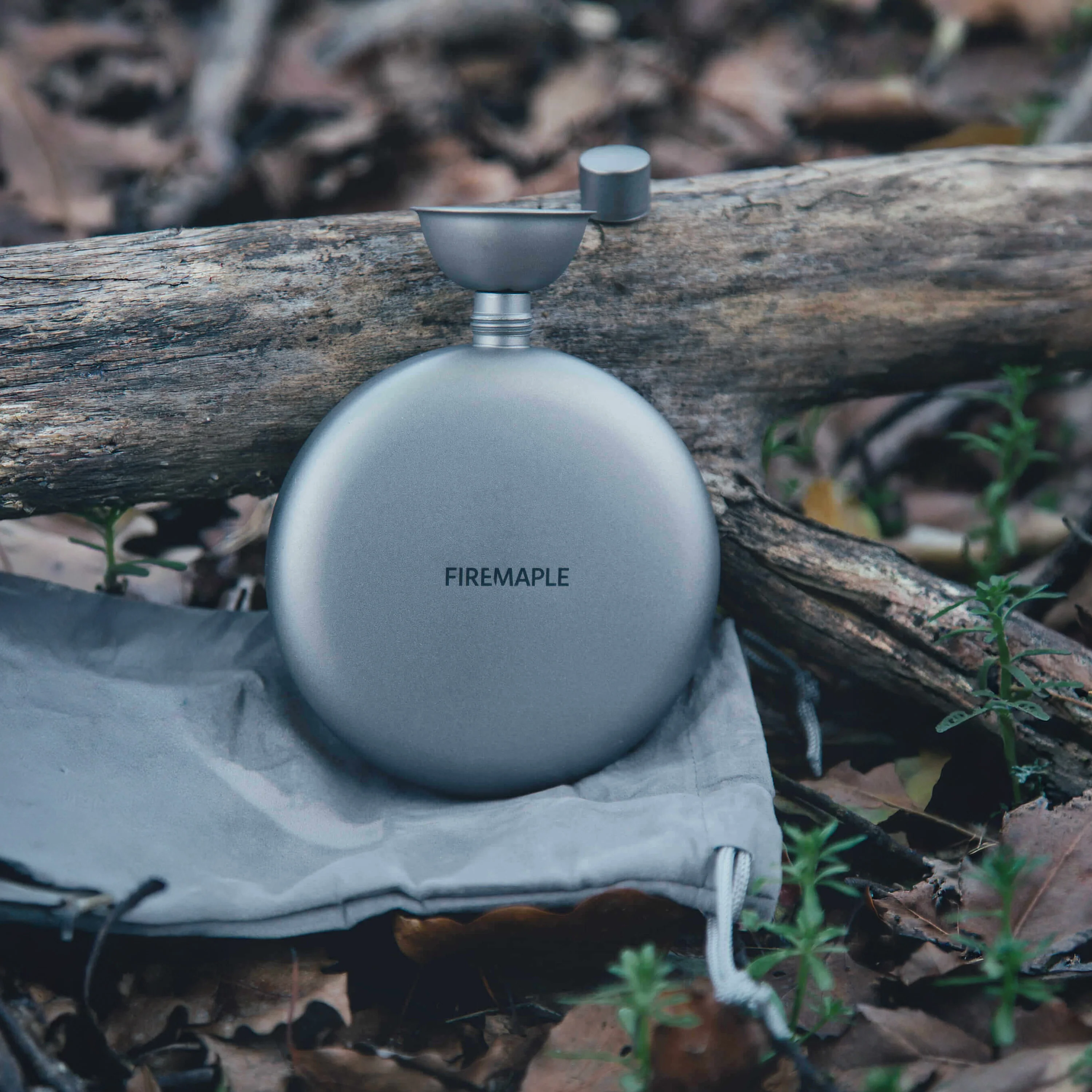 Fire Maple Ash Titanium Hip Flask - Image 2