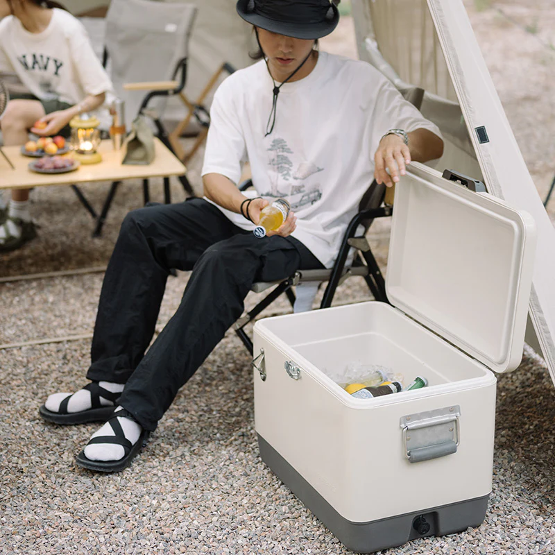 Naturehike Retro Cooler Box - 51L - Image 3
