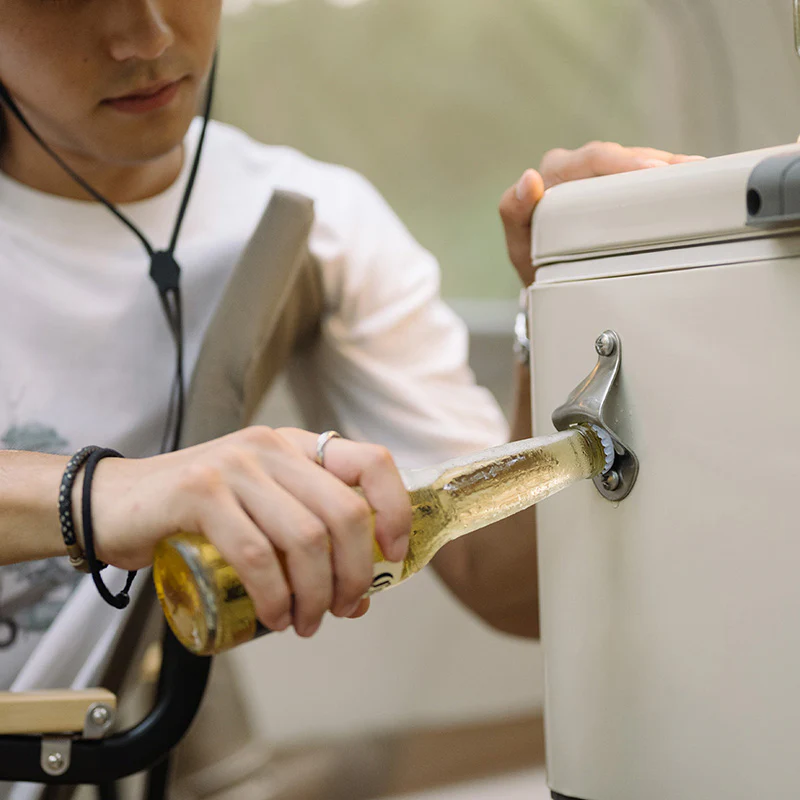 Naturehike Retro Cooler Box - 51L - Image 4