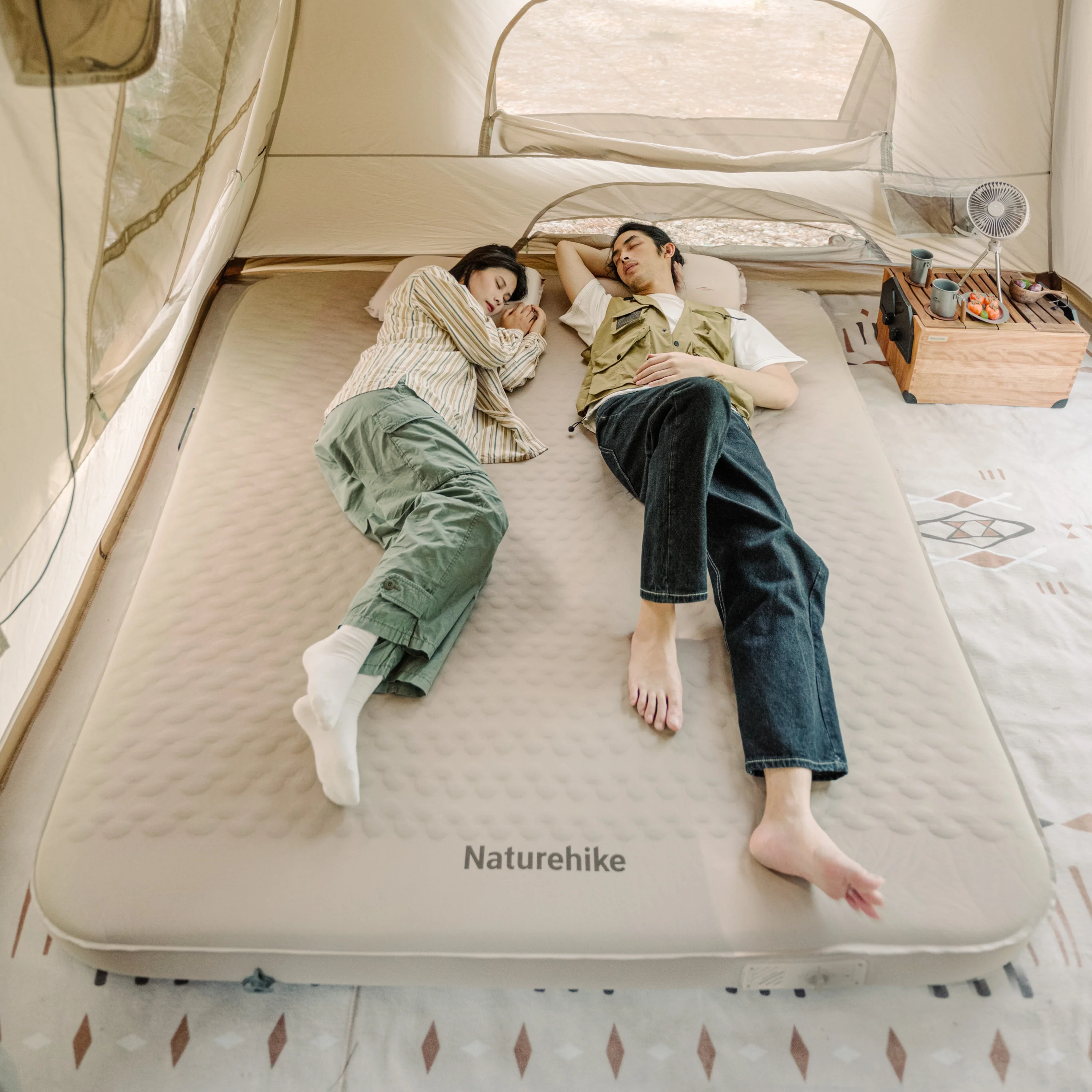 Naturehike Yugu R5.3 Comfort Automatic Inflatable Cushion (With Inner Inflatable Pump) 2026 - Image 3